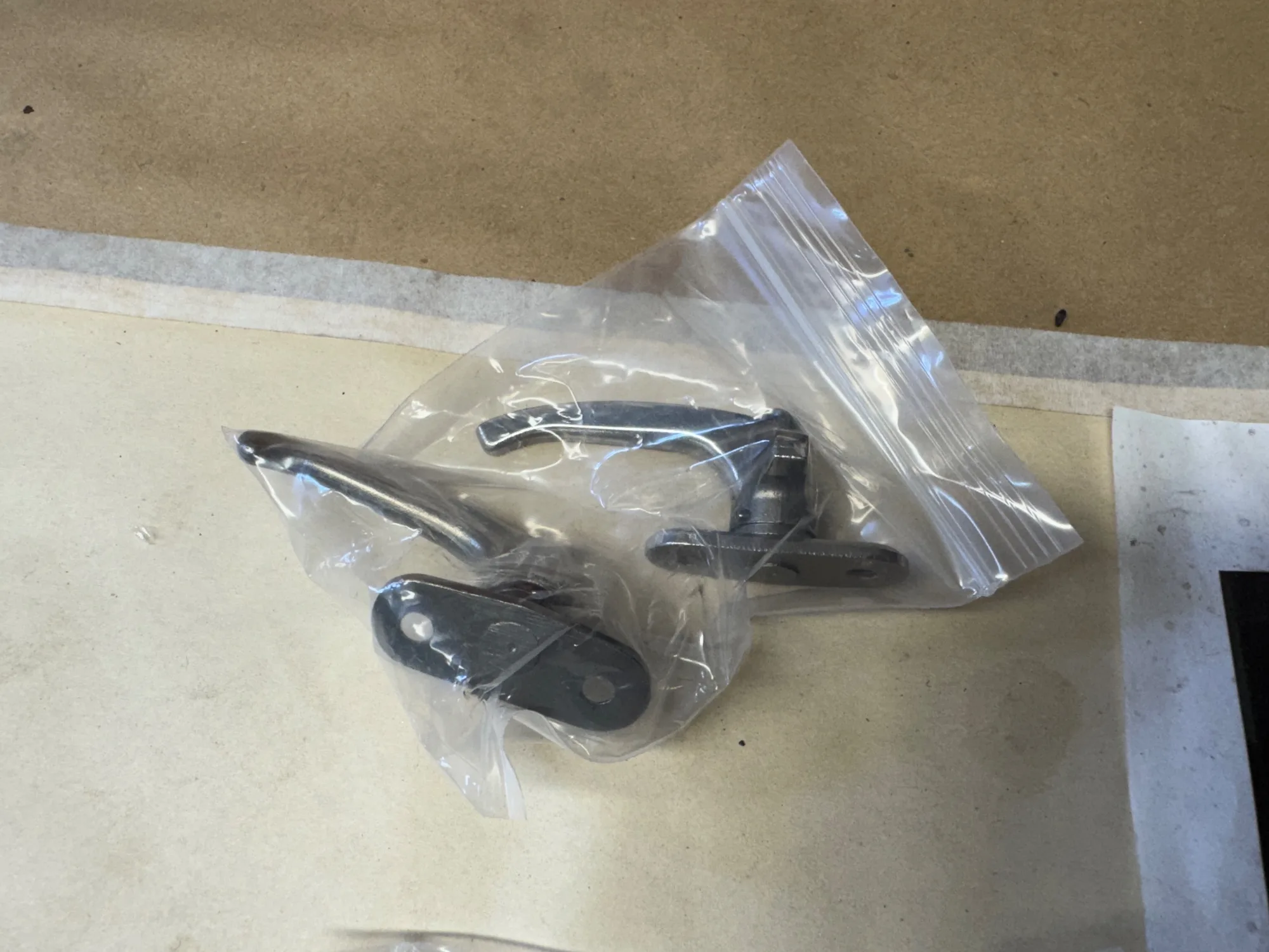 Safari Front Pop-Out Window Fitting Hardware Kit - Single Side - VW Split Screen Bus 1954-67 - Creative Engineering — photo 6 of 7