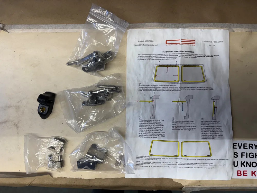 Safari Front Pop-Out Window Fitting Hardware Kit - Single Side - VW Split Screen Bus 1954-67 - Creative Engineering