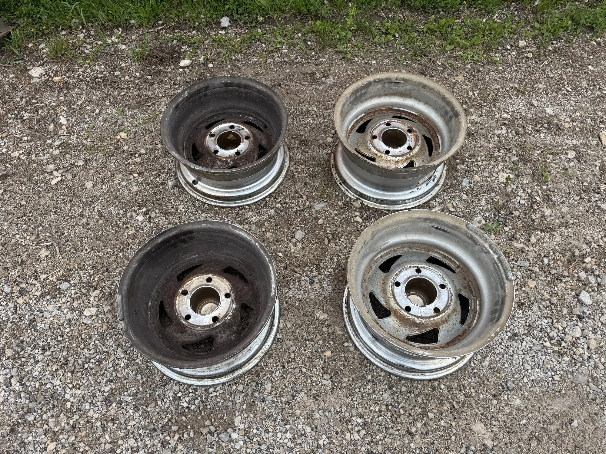 Set of 4 American Racing Vector Slotted Chrome Wheels 15x6 / 15x7 5-Lug - Fits Chevy/GMC C10 C/K Truck — photo 6 of 8