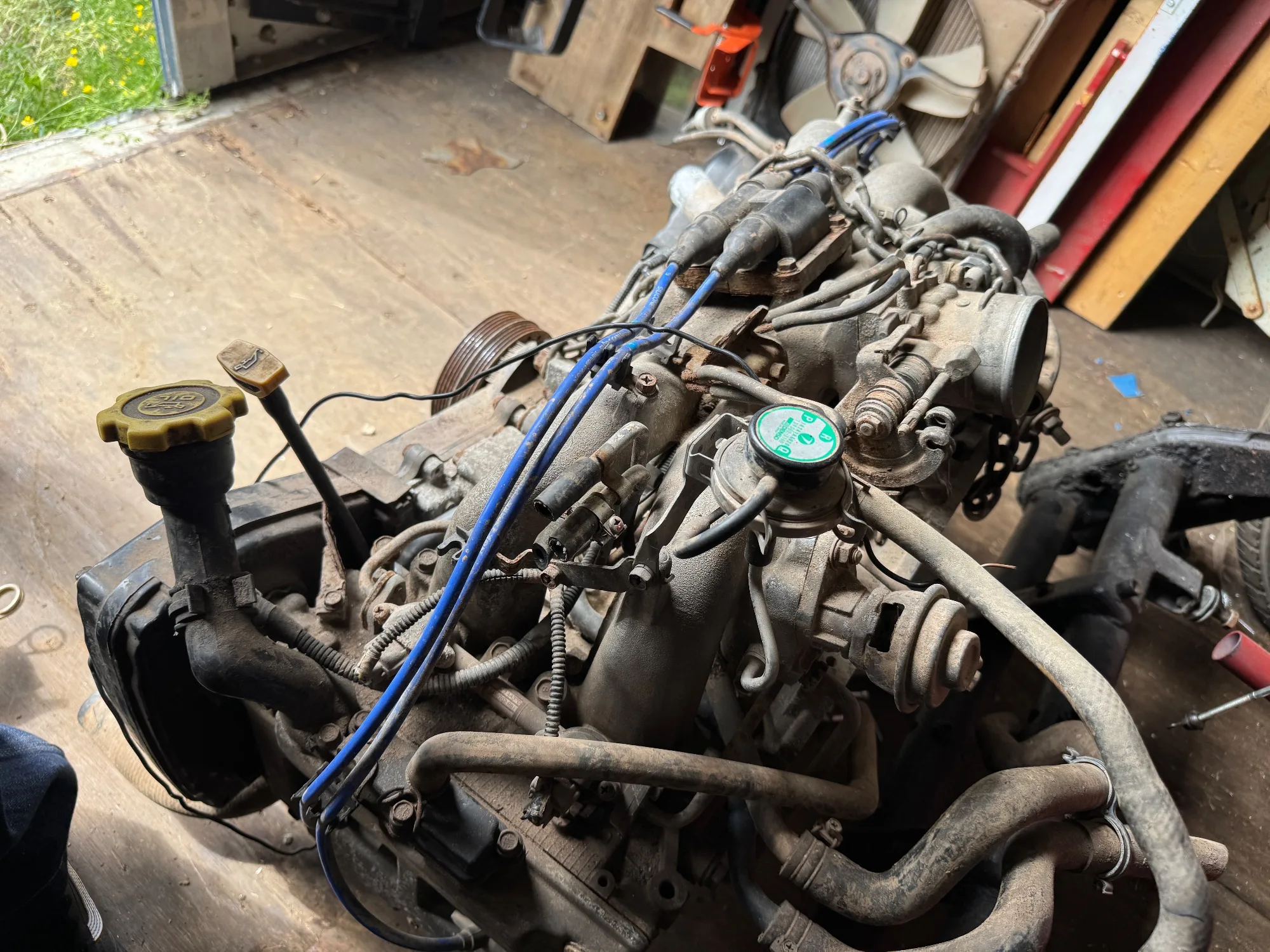 Subaru Flat-4 Boxer Engine with Front Subframe, Struts & Steering Rack (EJ-series, distributor ignition) - Popular VW Bus/Beetle Swap Engine — photo 3 of 4
