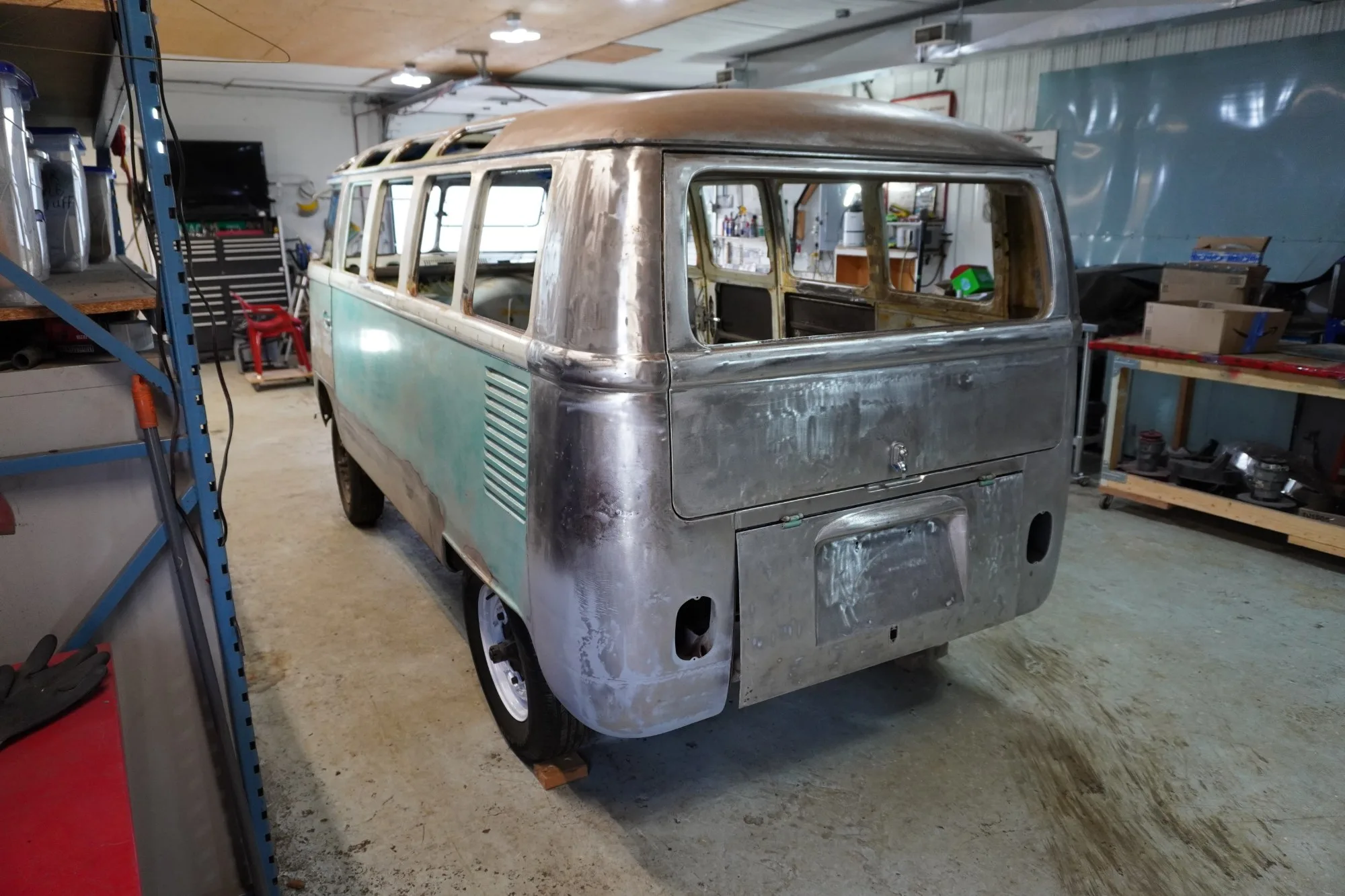 1964 VW 21-Window Deluxe Samba Bus Split Window — photo 6 of 18