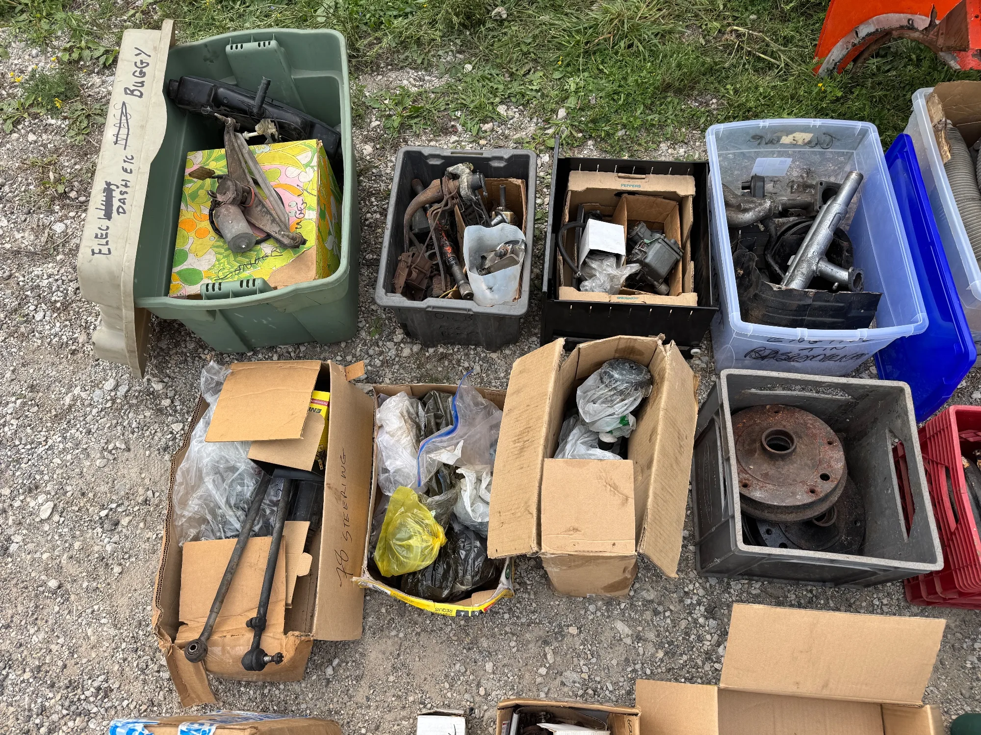 Vintage Air-Cooled VW Beetle/Bus Parts Lot - Body, Engine Tin, Brakes, Steering, Pistons — photo 2 of 6