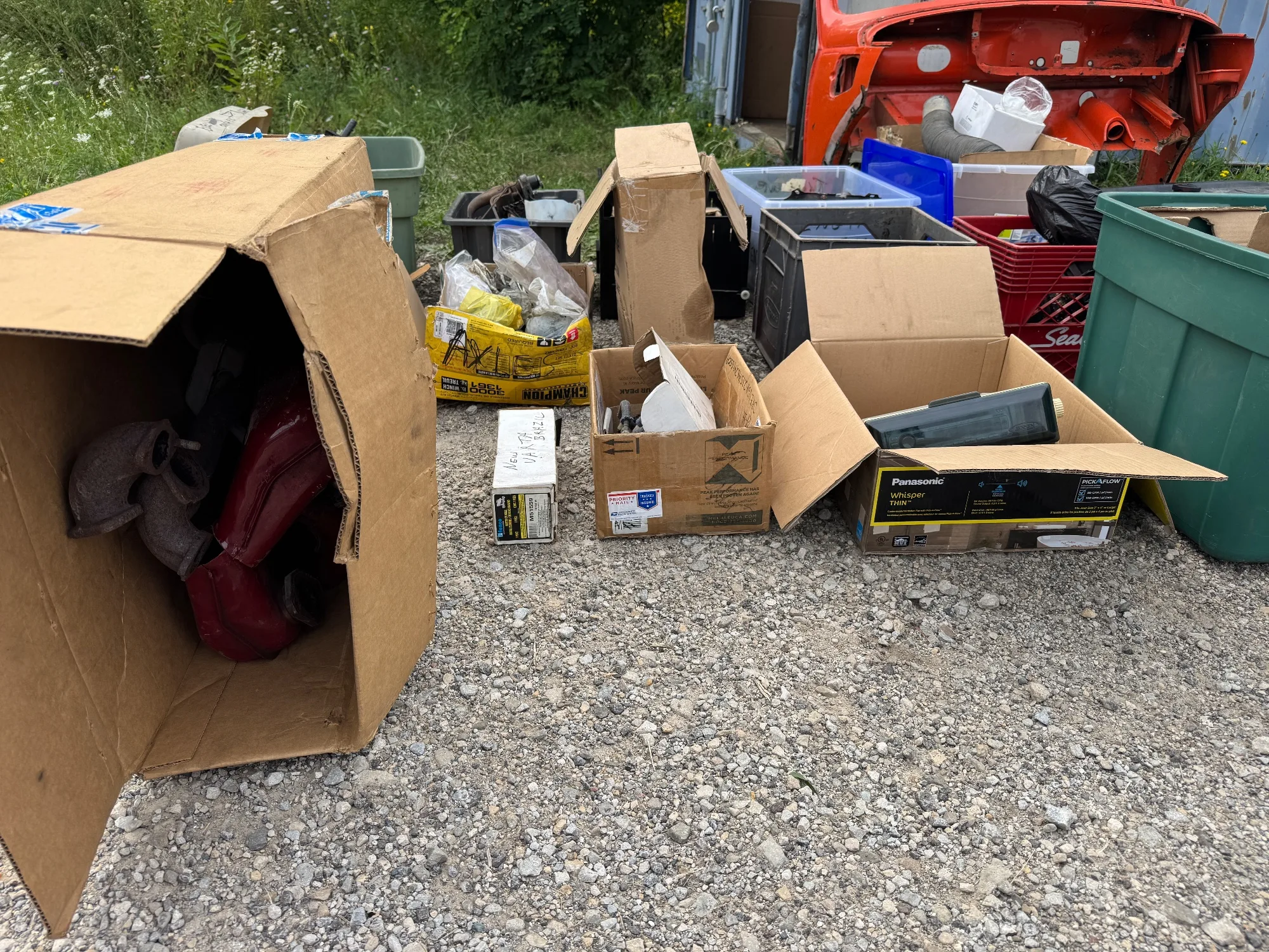 Vintage Air-Cooled VW Beetle/Bus Parts Lot - Body, Engine Tin, Brakes, Steering, Pistons — photo 3 of 6