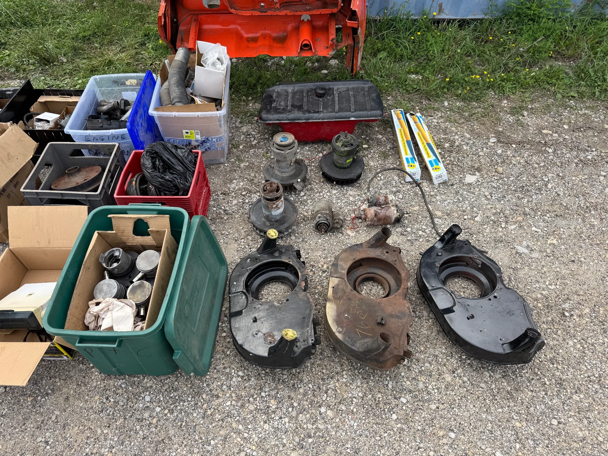 Vintage Air-Cooled VW Beetle/Bus Parts Lot - Body, Engine Tin, Brakes, Steering, Pistons — photo 5 of 6