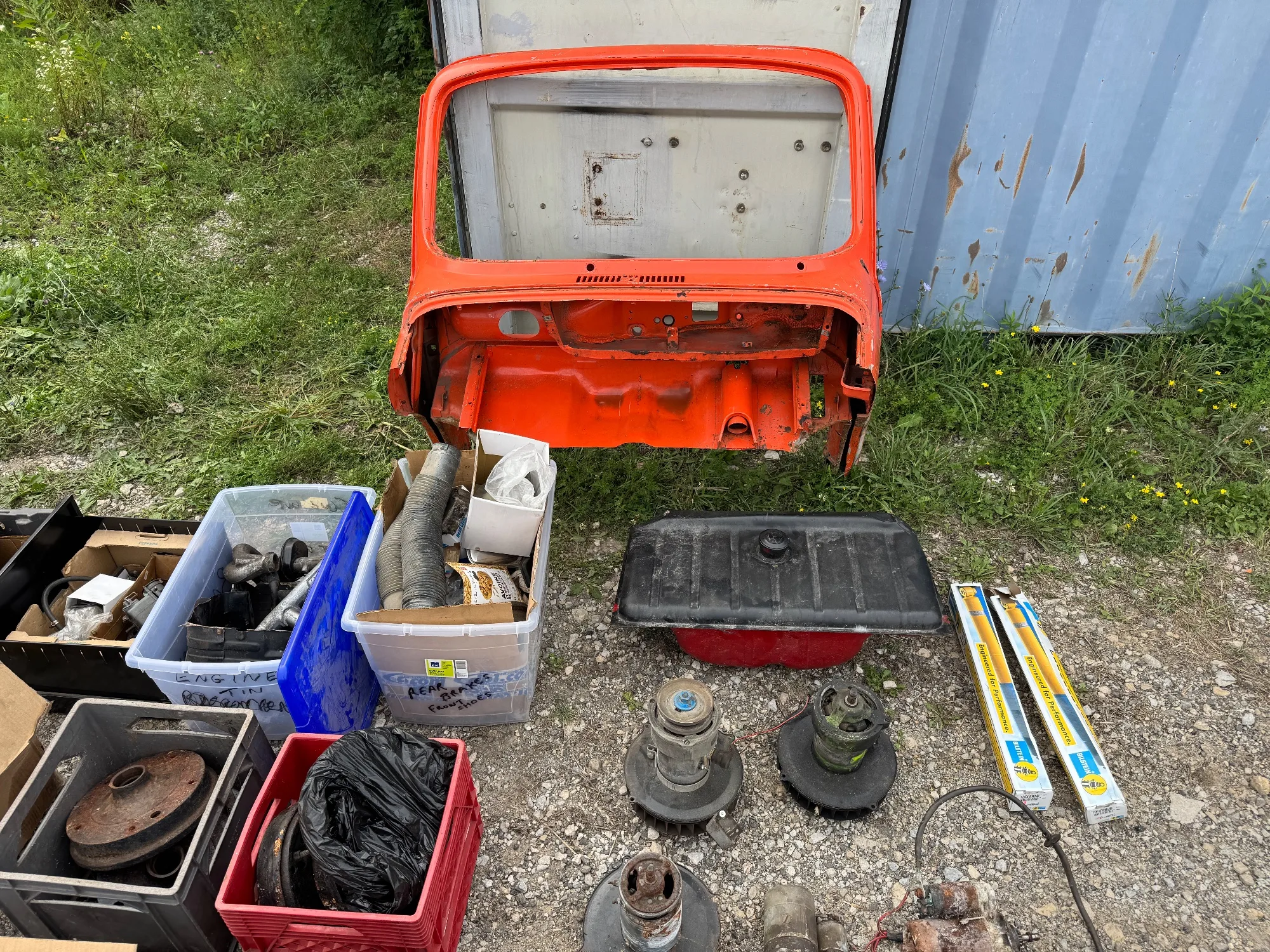 Vintage Air-Cooled VW Beetle/Bus Parts Lot - Body, Engine Tin, Brakes, Steering, Pistons — photo 4 of 6